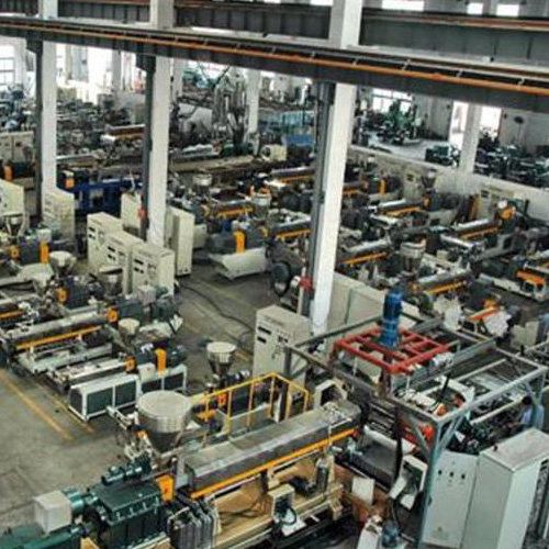 黄山工厂设备维修现场